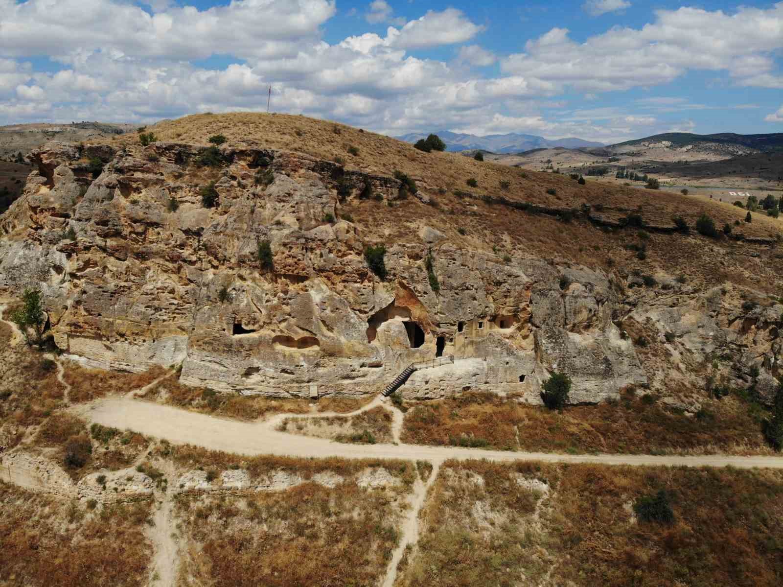 Gümüşhane’nin ilgi bekleyen tarihi mirası: Çakırkaya Manastırı