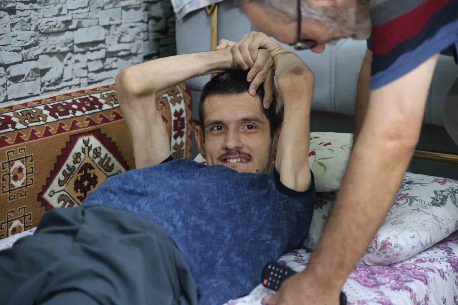 Bir babanın ömürlük nöbeti