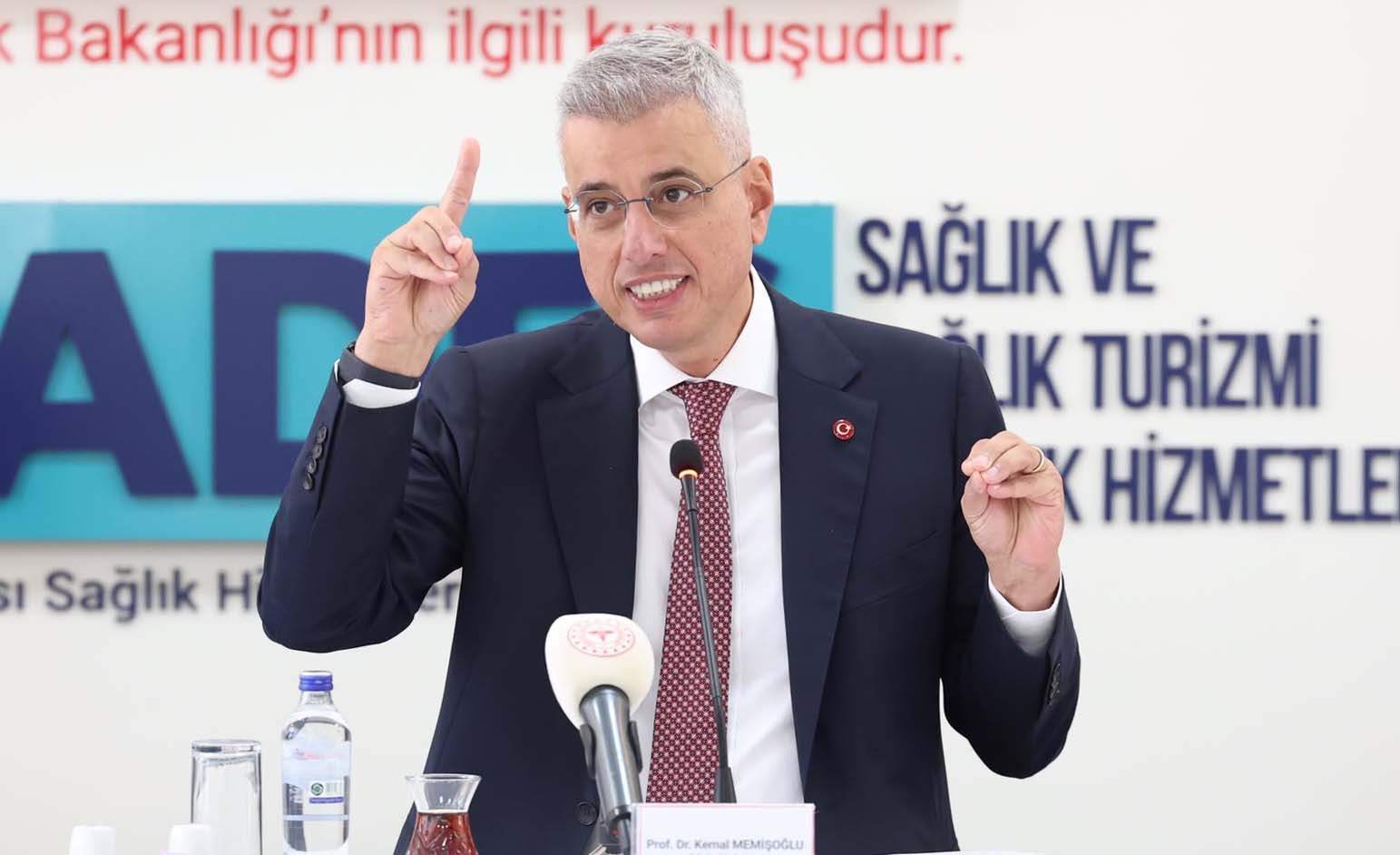 Sağlık Bakanı Memişoğlu "Türkiye’nin sağlıkta ihtiyaç duyduğu ilaç ve cihazları üreteceğiz"