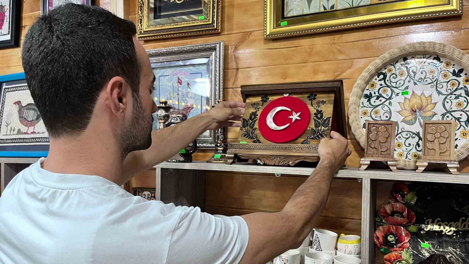 Kahramanmaraş’ta kursiyerlerin el emeği ürünleri Ağustos Fuarında