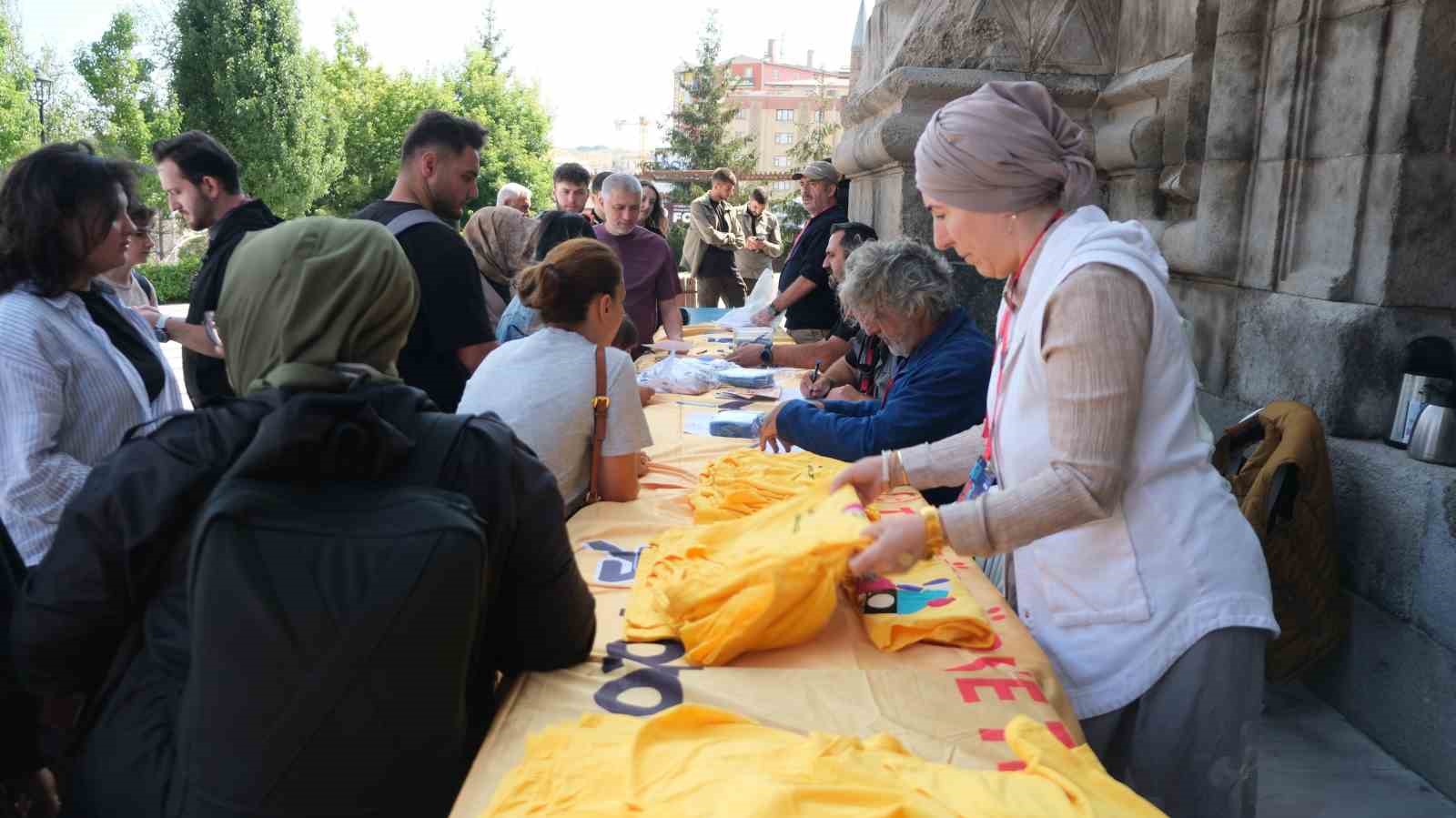 Kültür Yolu Festivali’nin ilk gününde kültür ve sanat şehri sardı