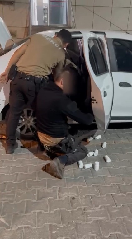 Kütahya’da araçtan 14 bin 622 uyuşturucu hap çıktı: 4 tutuklama