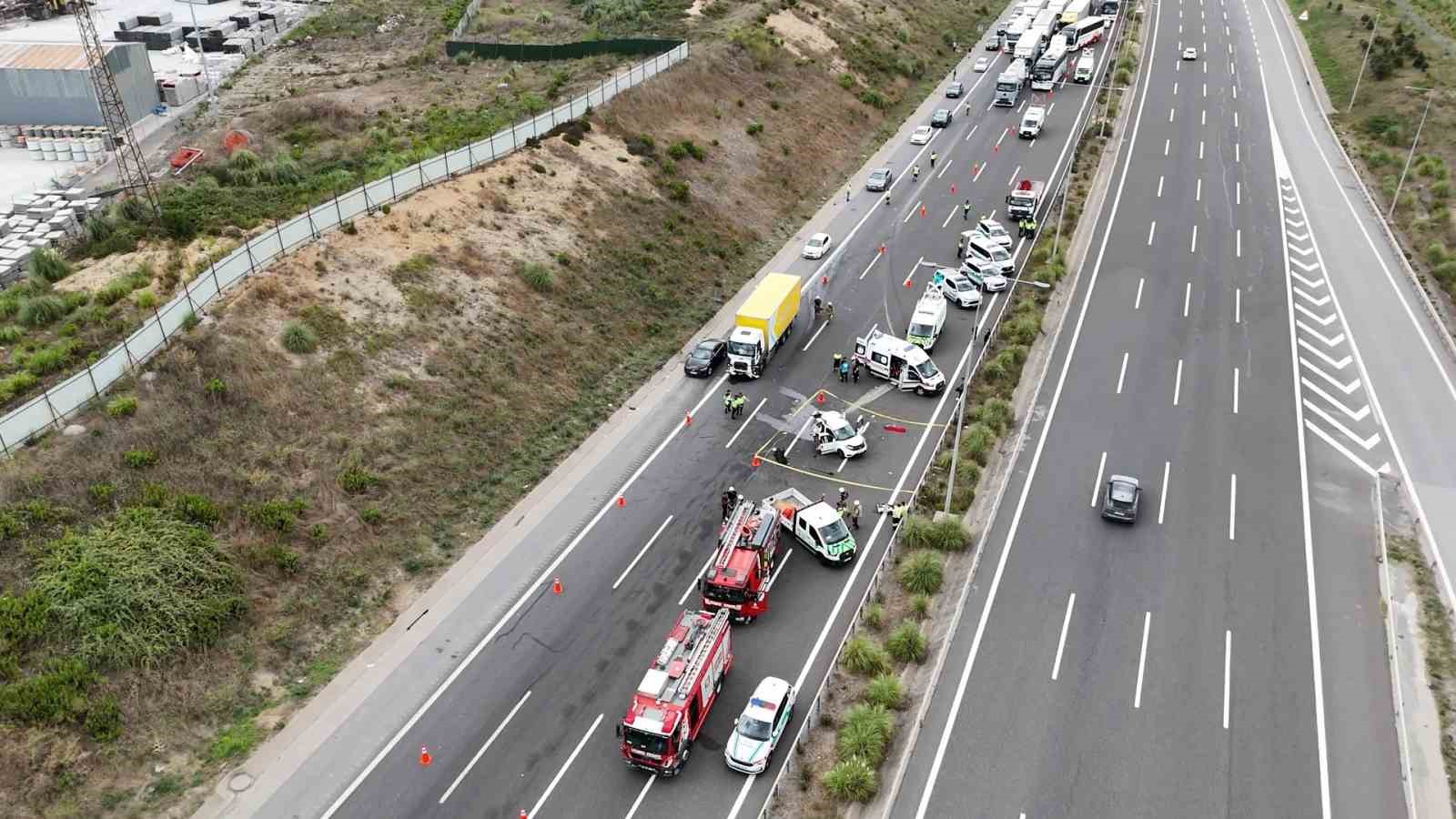 Kuzey Marmara’da feci kaza: 2 ölü, 6 yaralı