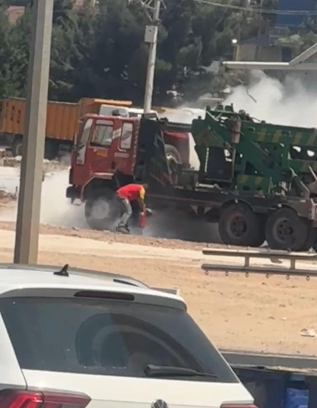 Viranşehir’de korkutan araç yangını
