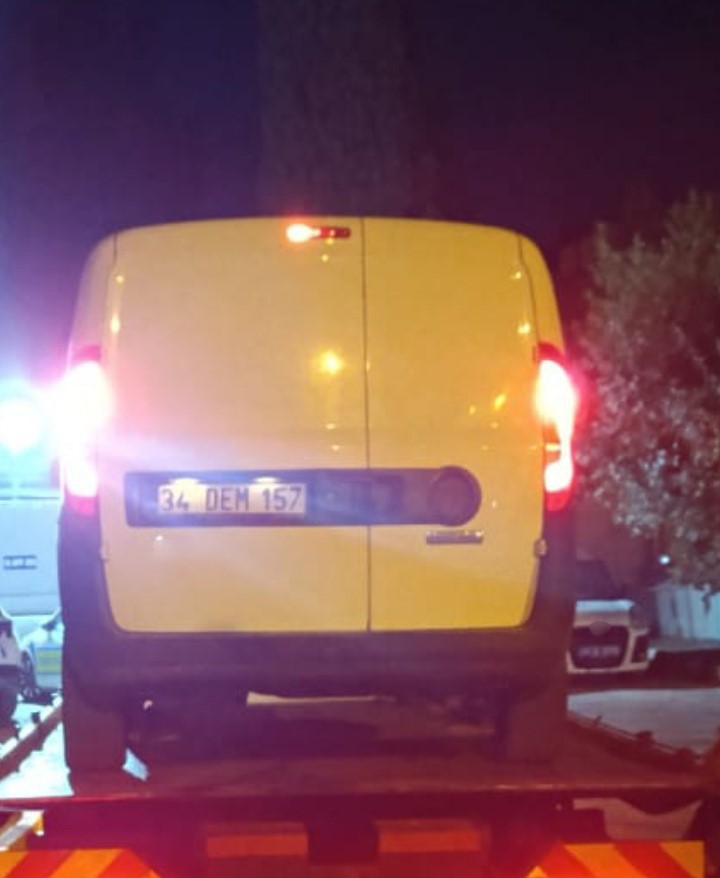 ’Dur’ ihtarına uymayan sürücünün aracından uyuşturucu çıktı
