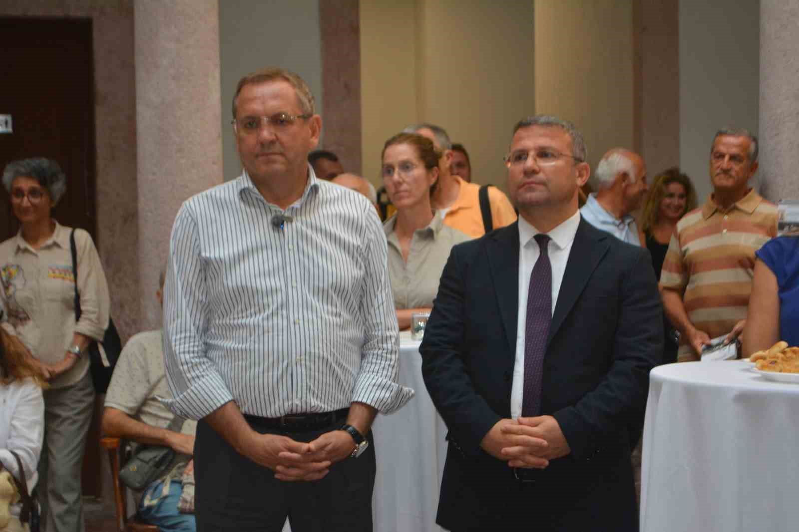 Ayvalık’ın üretim ve kent tarihi kitapla geleceğe taşınıyor