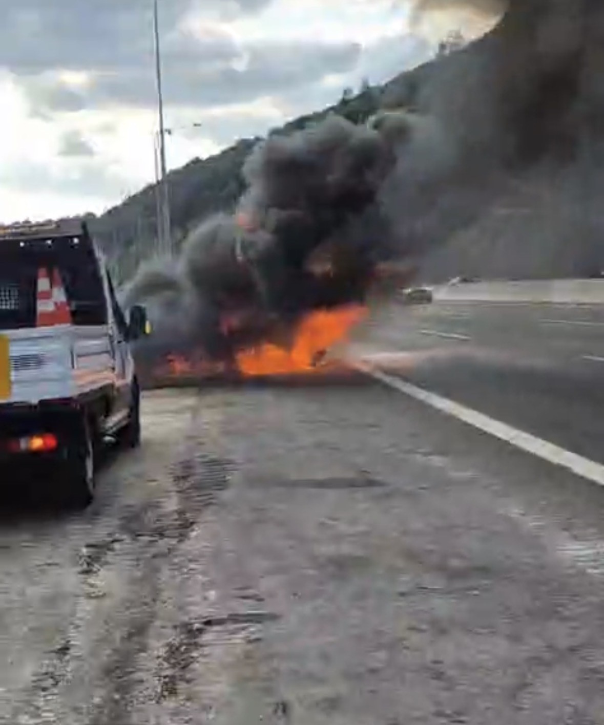 Cip Bolu Dağı Tüneli girişinde alev topuna döndü