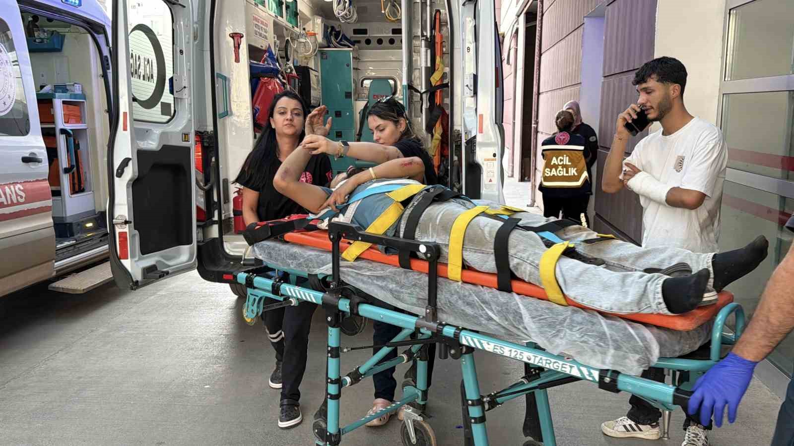 Adıyaman’da motosiklet devrildi: 2 yaralı