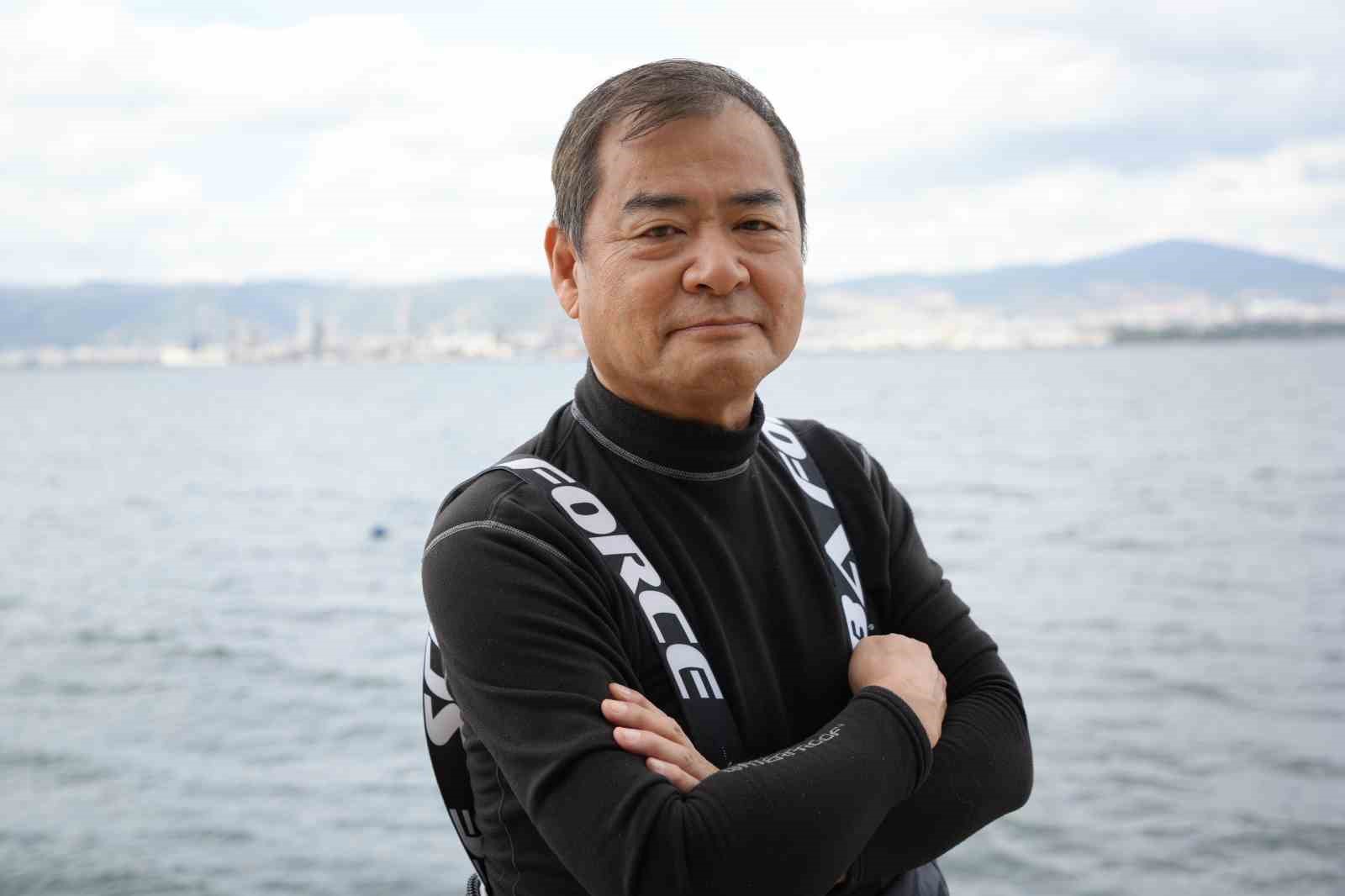 Japon mimar Yoshinori Moriwaki 17 Ağustos depreminin izlerini su altında inceledi