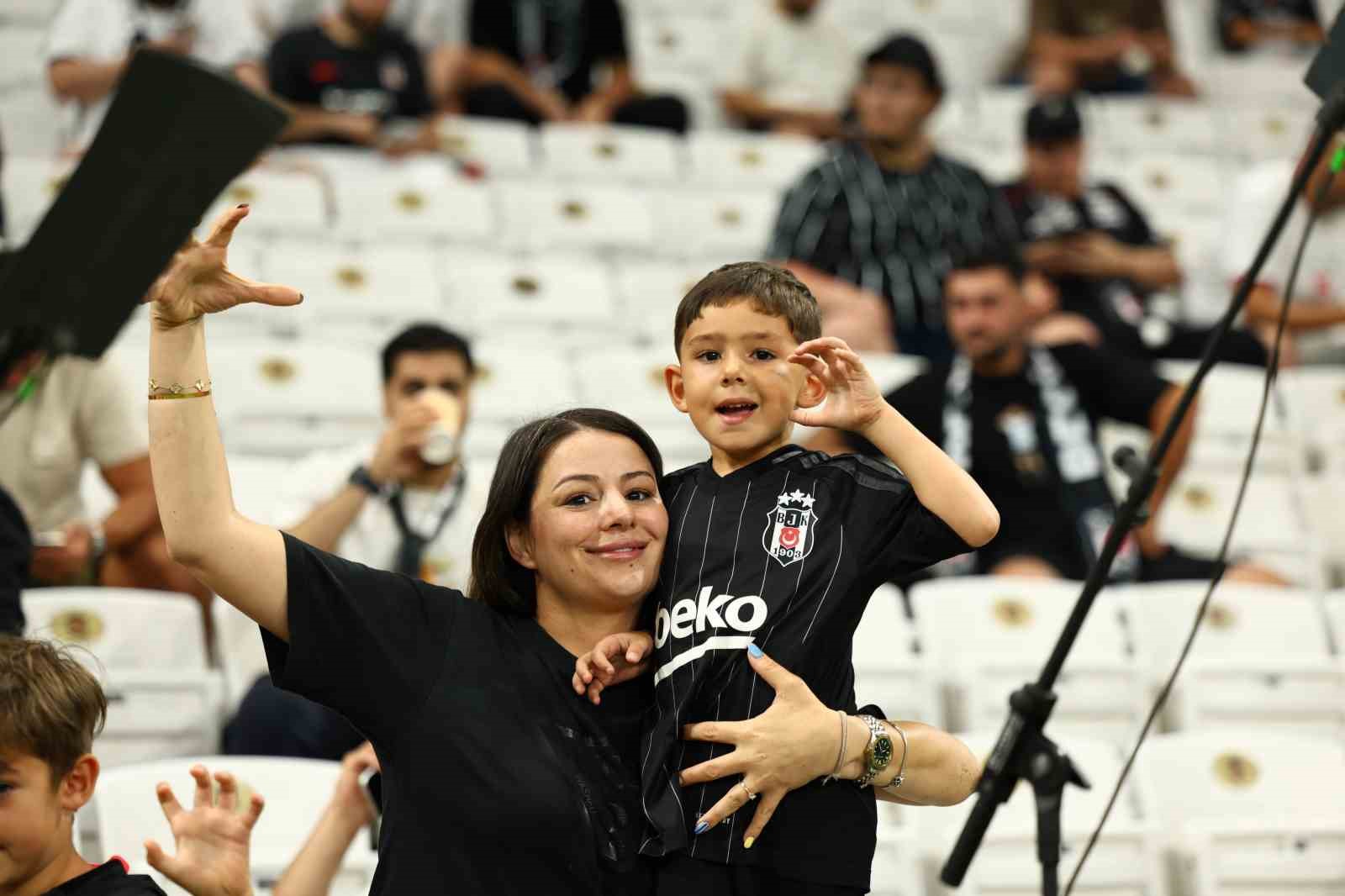 Trendyol Süper Lig: Beşiktaş: 0 - Eyüpspor: 0 (Maç devam ediyor)
