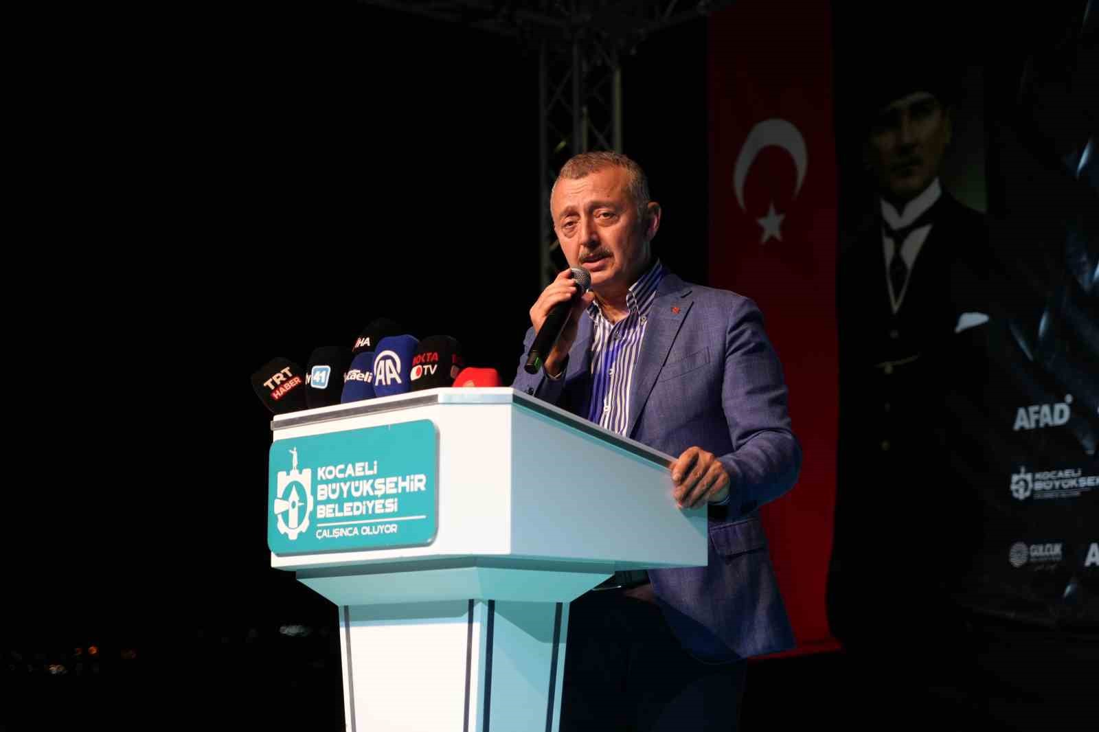 17 Ağustos’un acısı 27 yıl sonra da hafızalarda