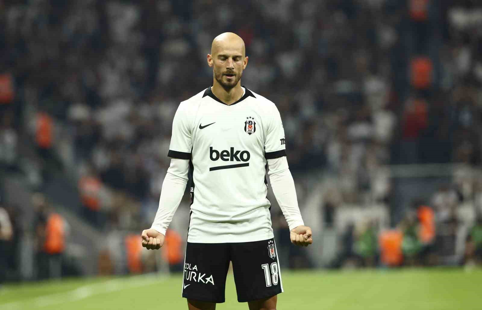 Vaclav Cerny, gollerine devam ediyor