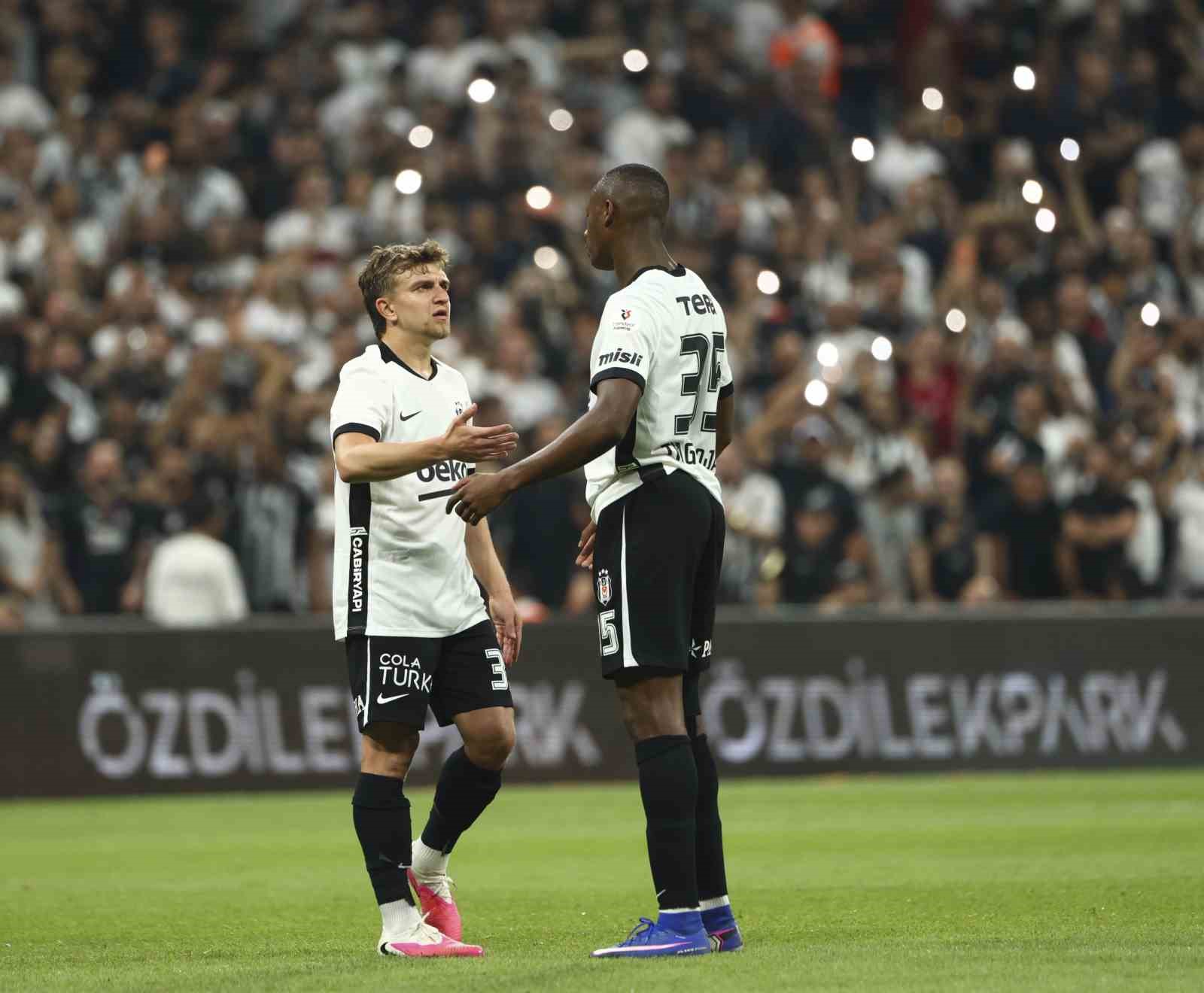 Trendyol Süper Lig: Beşiktaş: 1 - Eyüpspor: 0 (Maç sonucu)