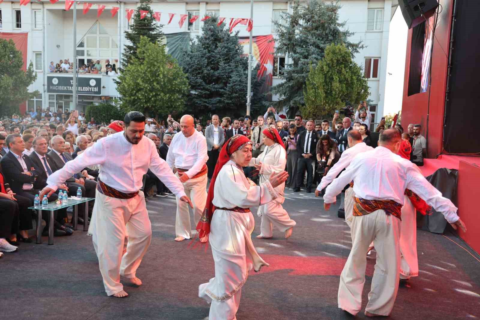 Yeni Parti Genel Başkanı Özel: "Alevilik bir kültür değil, bir inançtır"