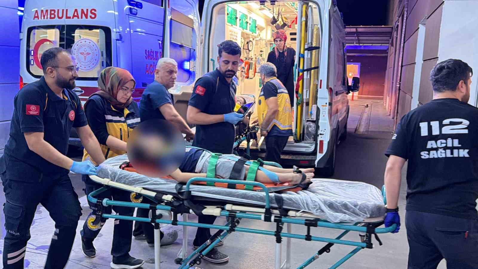 Otomobil takla attı: 2 yaralı