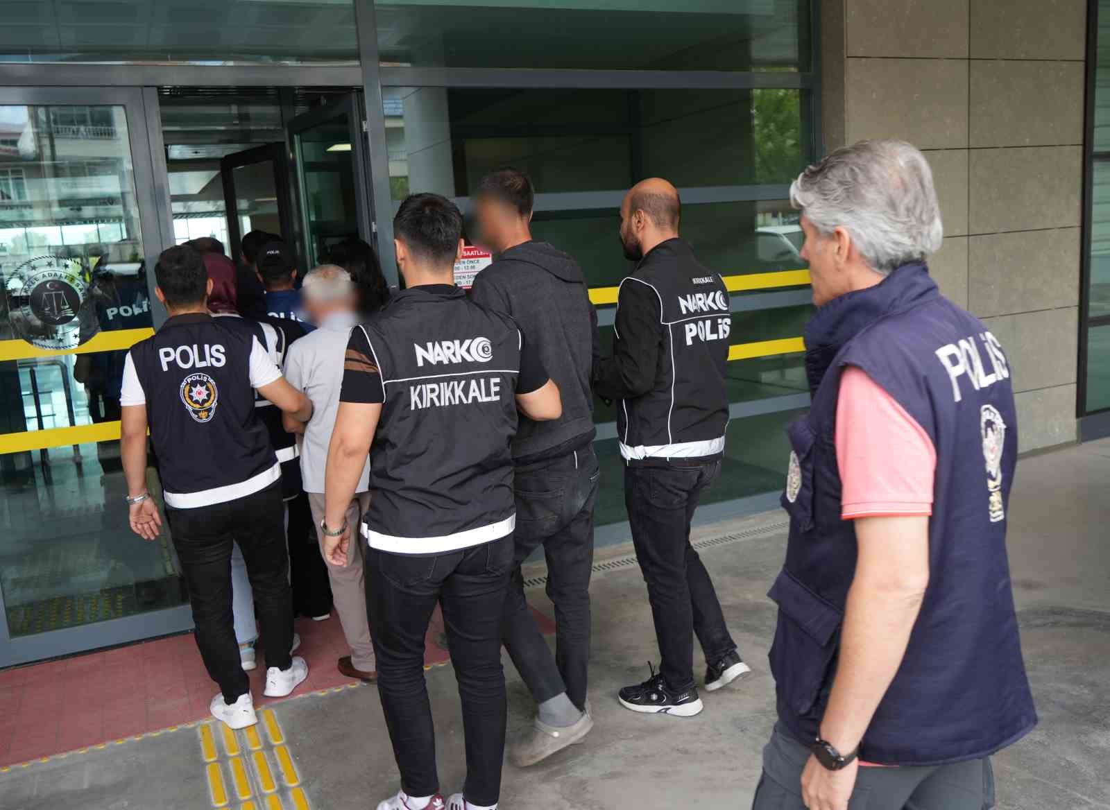 12 yıllık faili meçhul cinayet aydınlatıldı: 17 şüpheli adliyede
