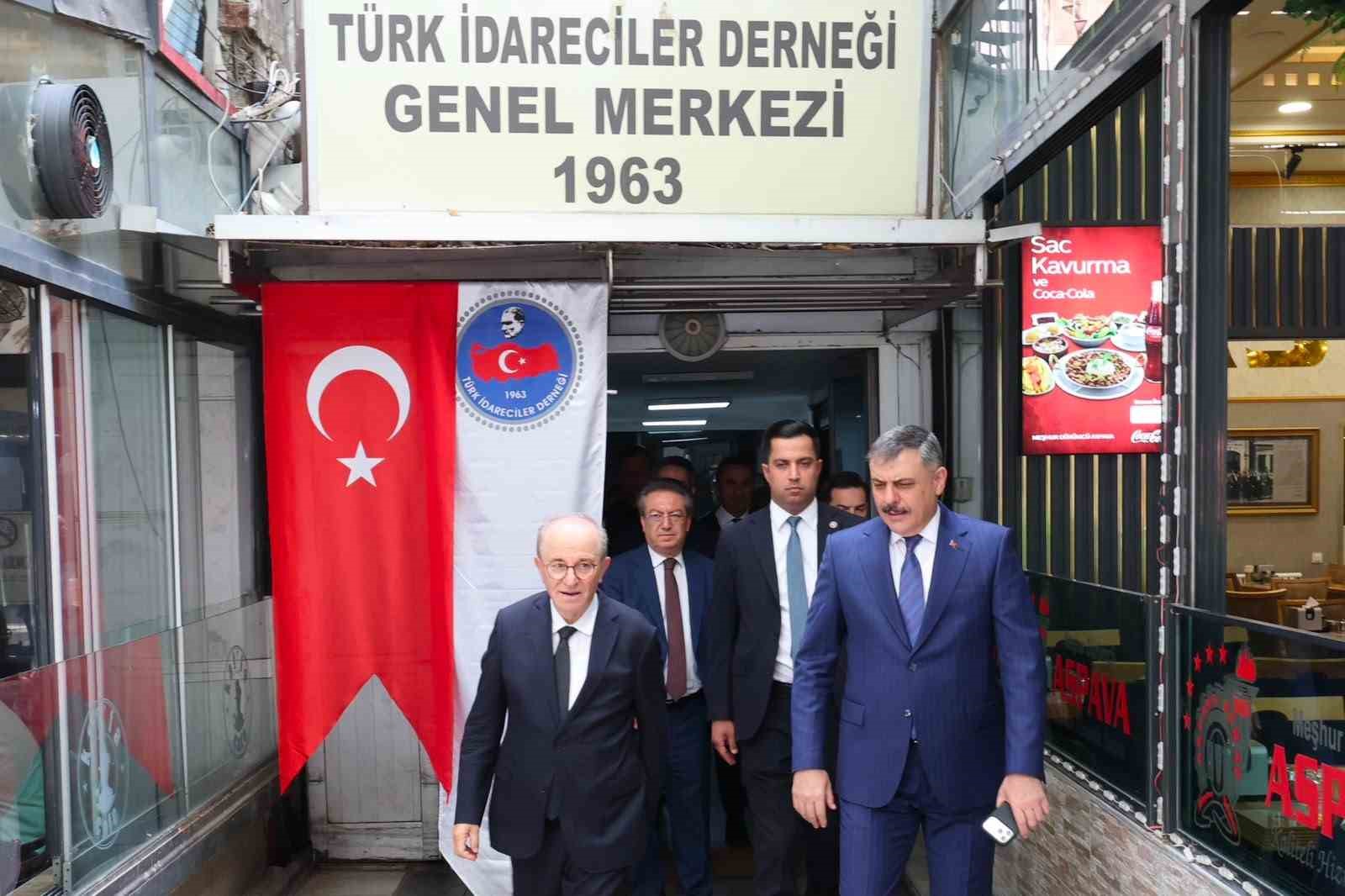Bakan Çiftçi’den Türk İdareciler Derneği’ne ziyaret