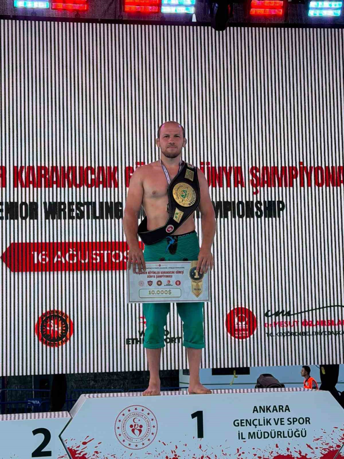 Büyükşehir Belediyesporlu Fazlı Eryılmaz dünya şampiyonu