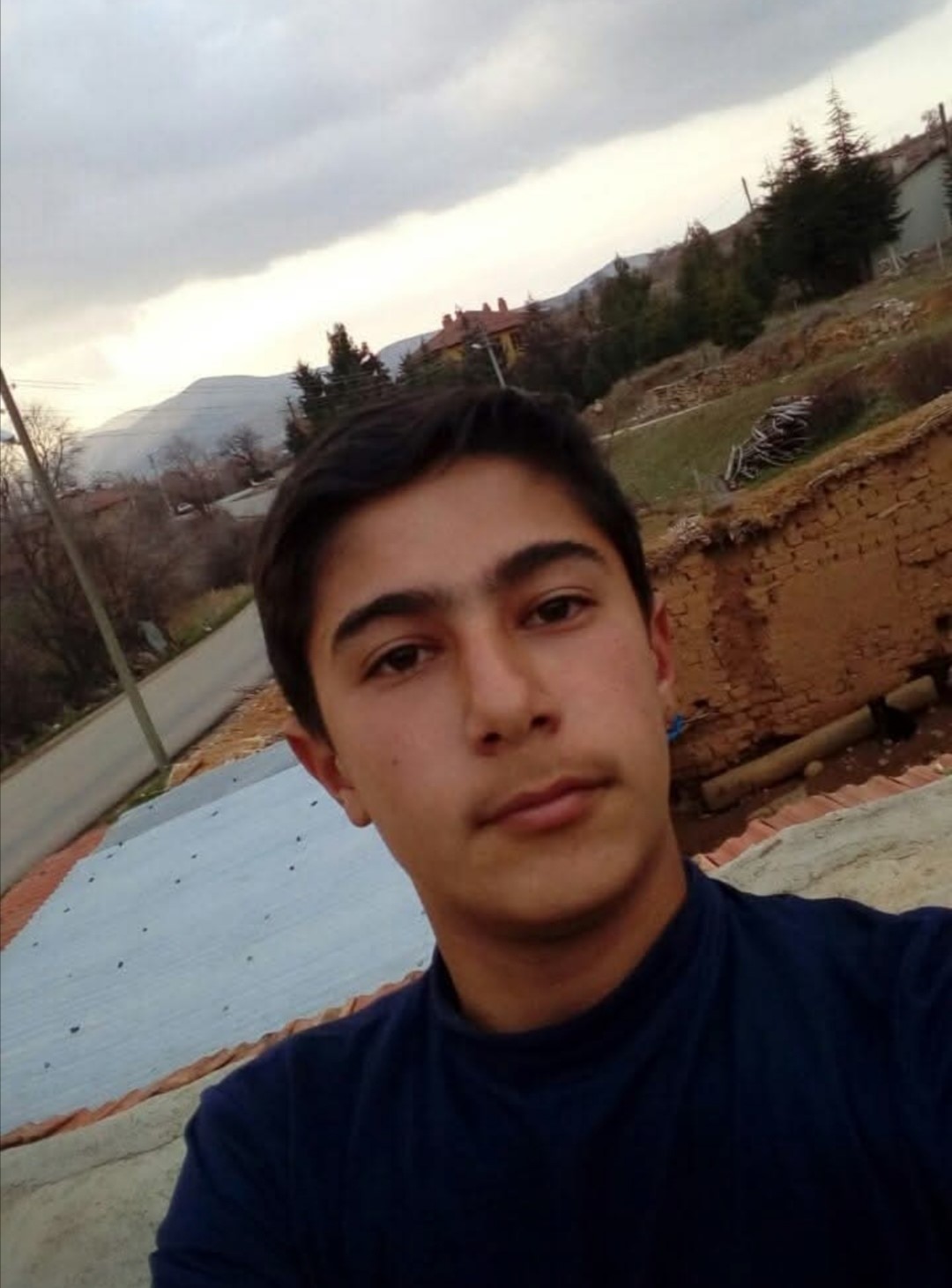 Isparta’da kamyonla çarpışan 19 yaşındaki motosikletli hayatını kaybetti