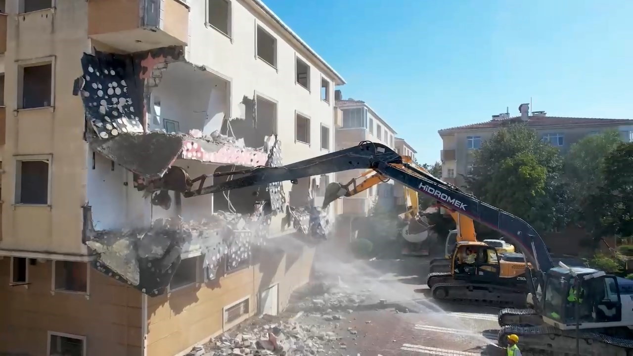 Fatih’te kentsel dönüşüm seferberliği: Hedef güvenli yapılar, nitelikli yaşam