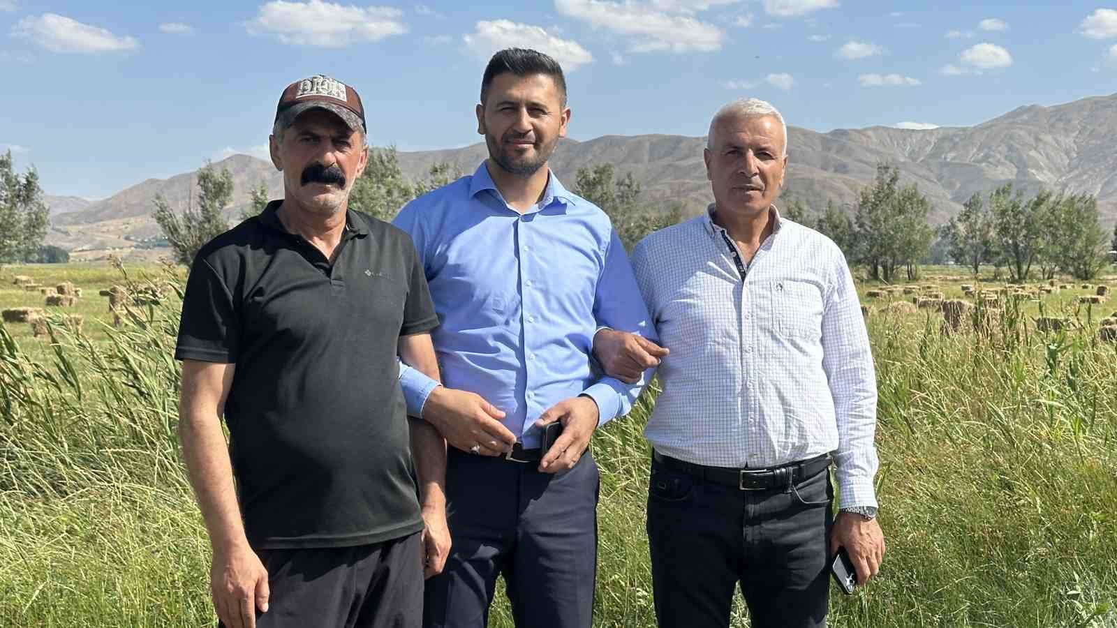 Yüksekova’da dere ıslah çalışması