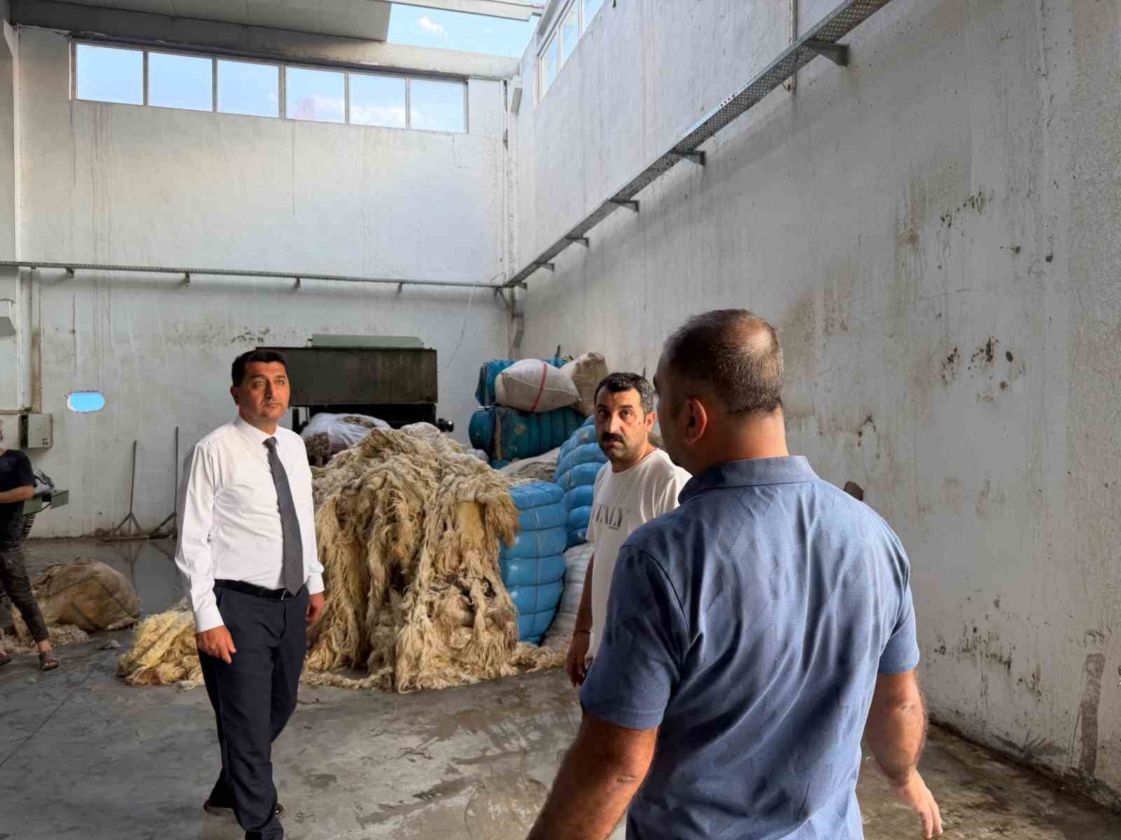 MTSO Başkan Adayı Boyraz’dan fırtınadan etkilenen OSB’ye ziyaret