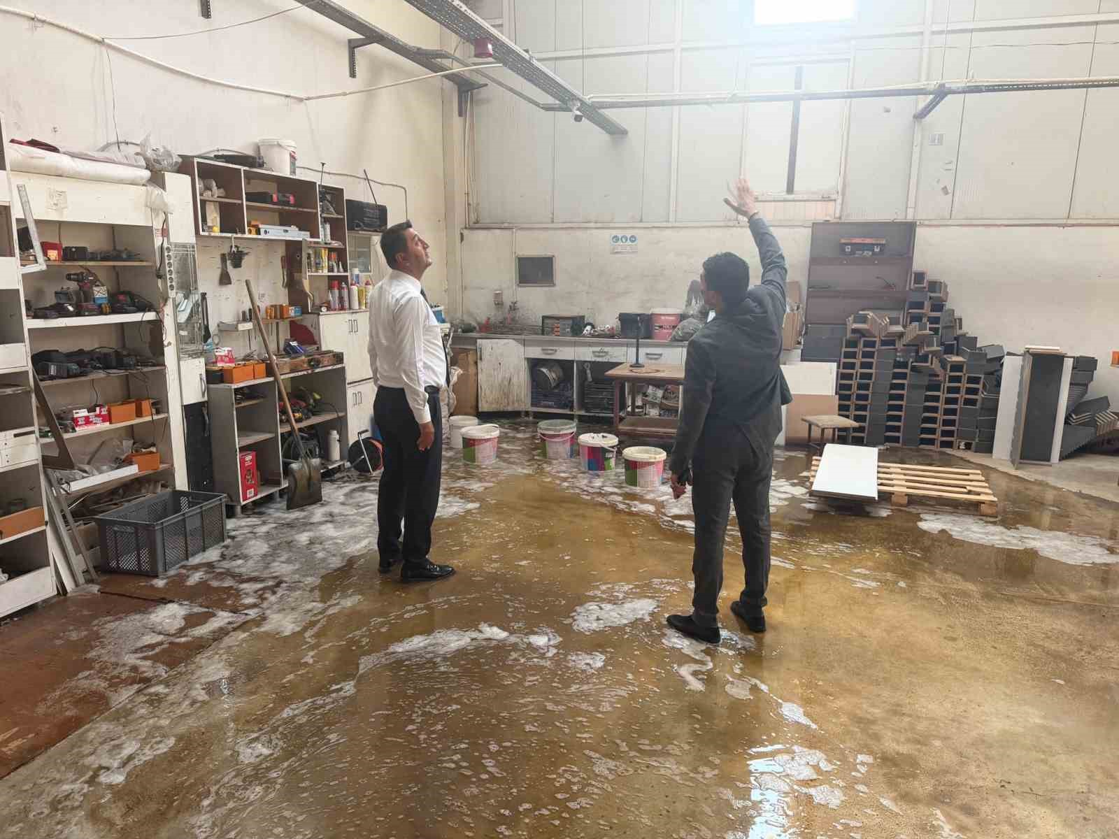 MTSO Başkan Adayı Boyraz’dan fırtınadan etkilenen OSB’ye ziyaret