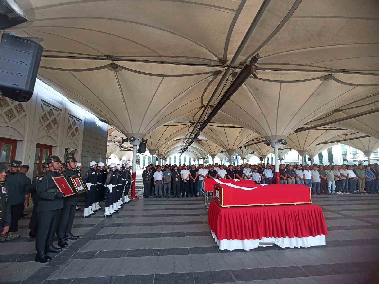 Ankara’daki son Kore gazilerinden 101 yaşındaki Zeki Kural toprağa verildi