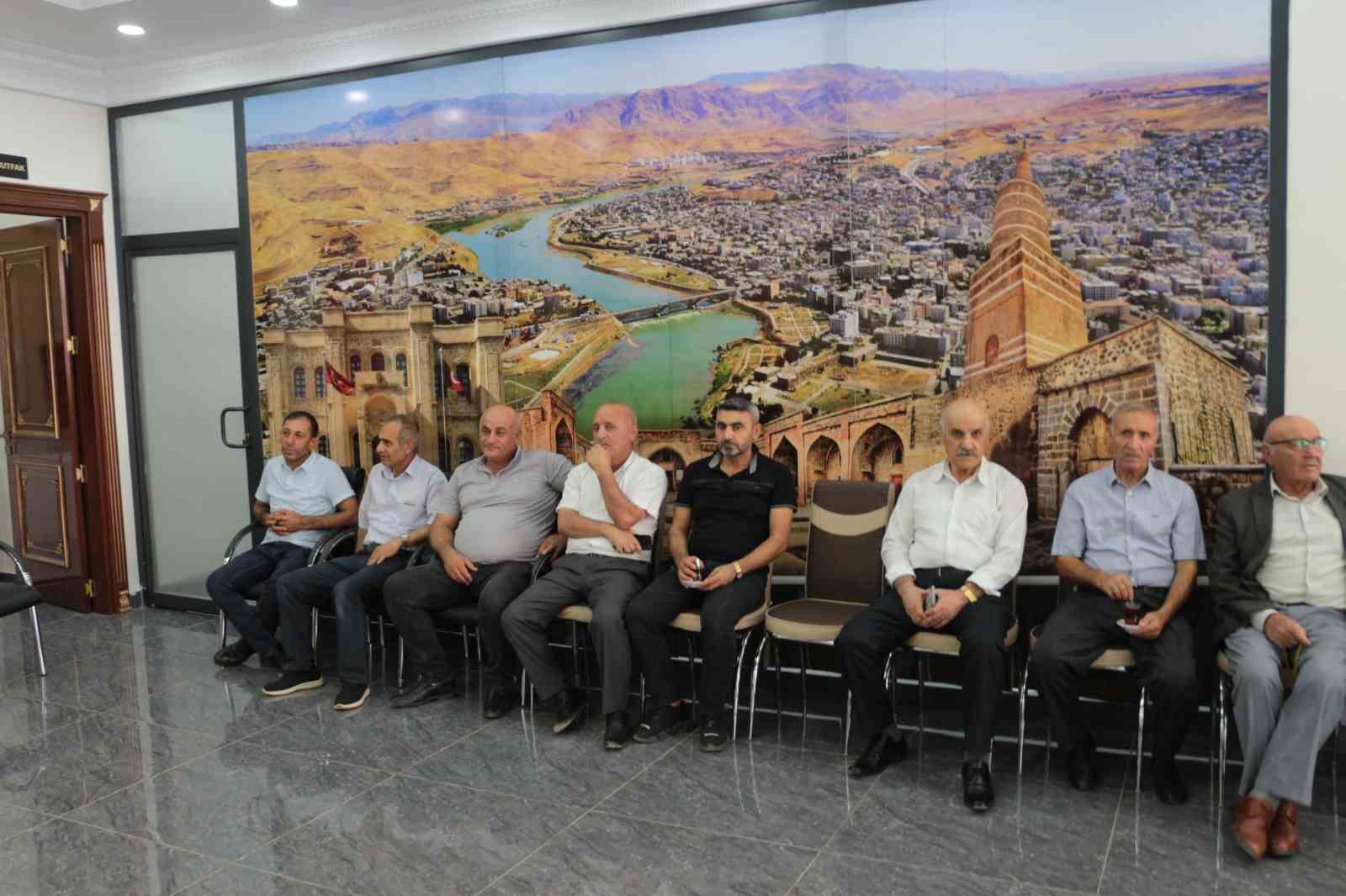 Şırnak’ta aşiret liderleri ve kanaat önderlerinden "çerçeve yasa"ya tam destek