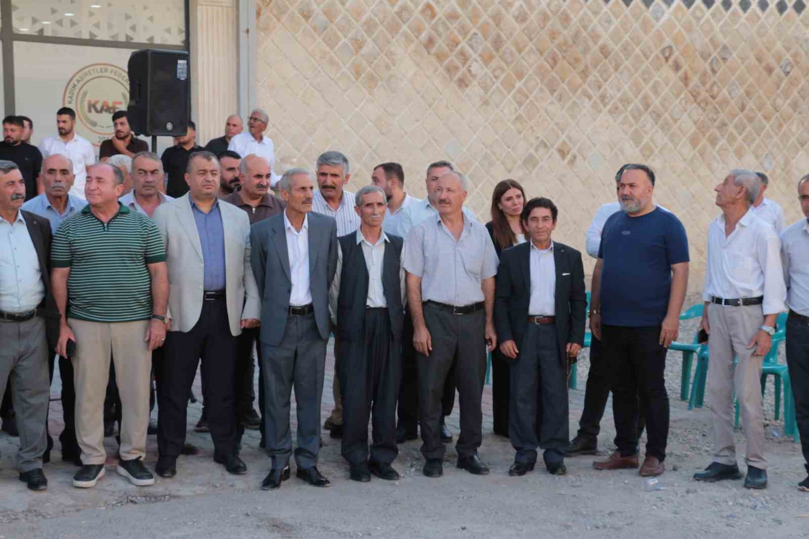 Şırnak’ta aşiret liderleri ve kanaat önderlerinden "çerçeve yasa"ya tam destek