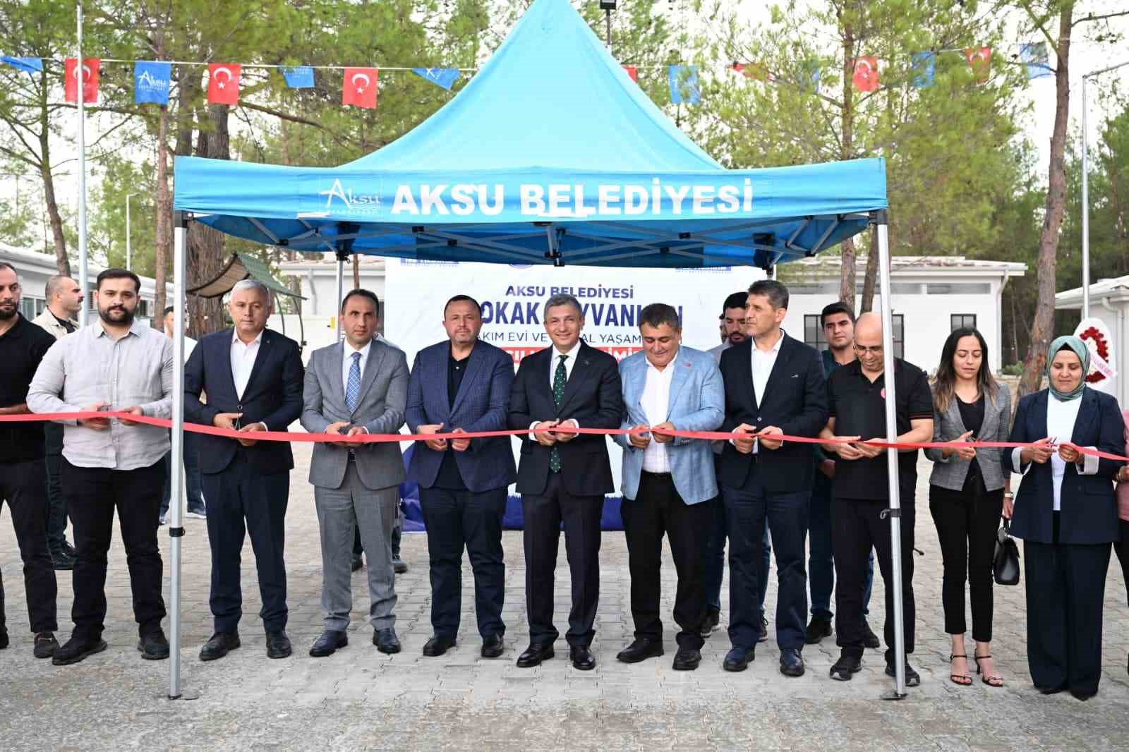 Antalya’nın en büyük Sokak Hayvanları Bakımevi ve Doğal Yaşam alanı Aksu’da açıldı
