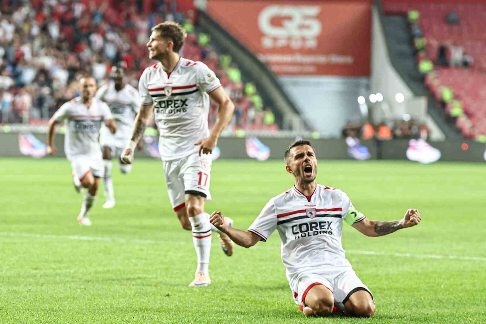 Trendyol Süper Lig: Samsunspor: 3 - Göztepe: 3 (Maç sonucu)