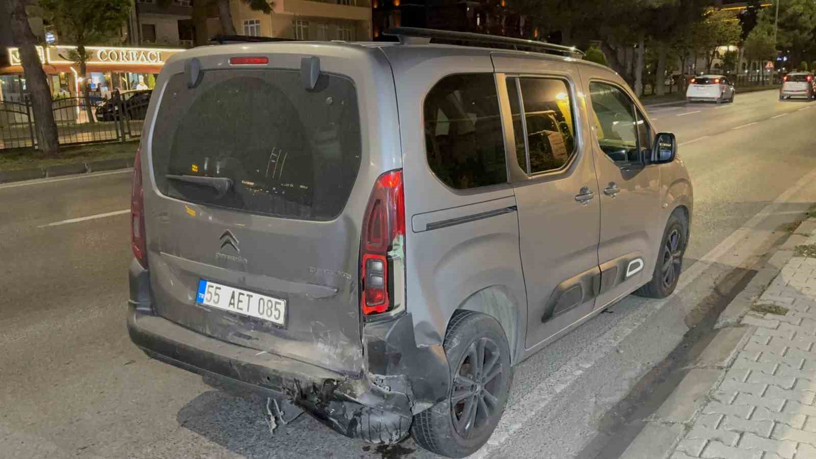 Samsun’da otomobil hafif ticari araca arkadan çarptı: 1 yaralı