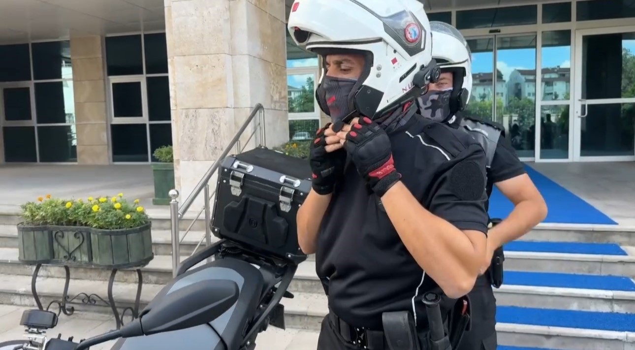 Edirne’de motorlu narkotik polisleri sahada