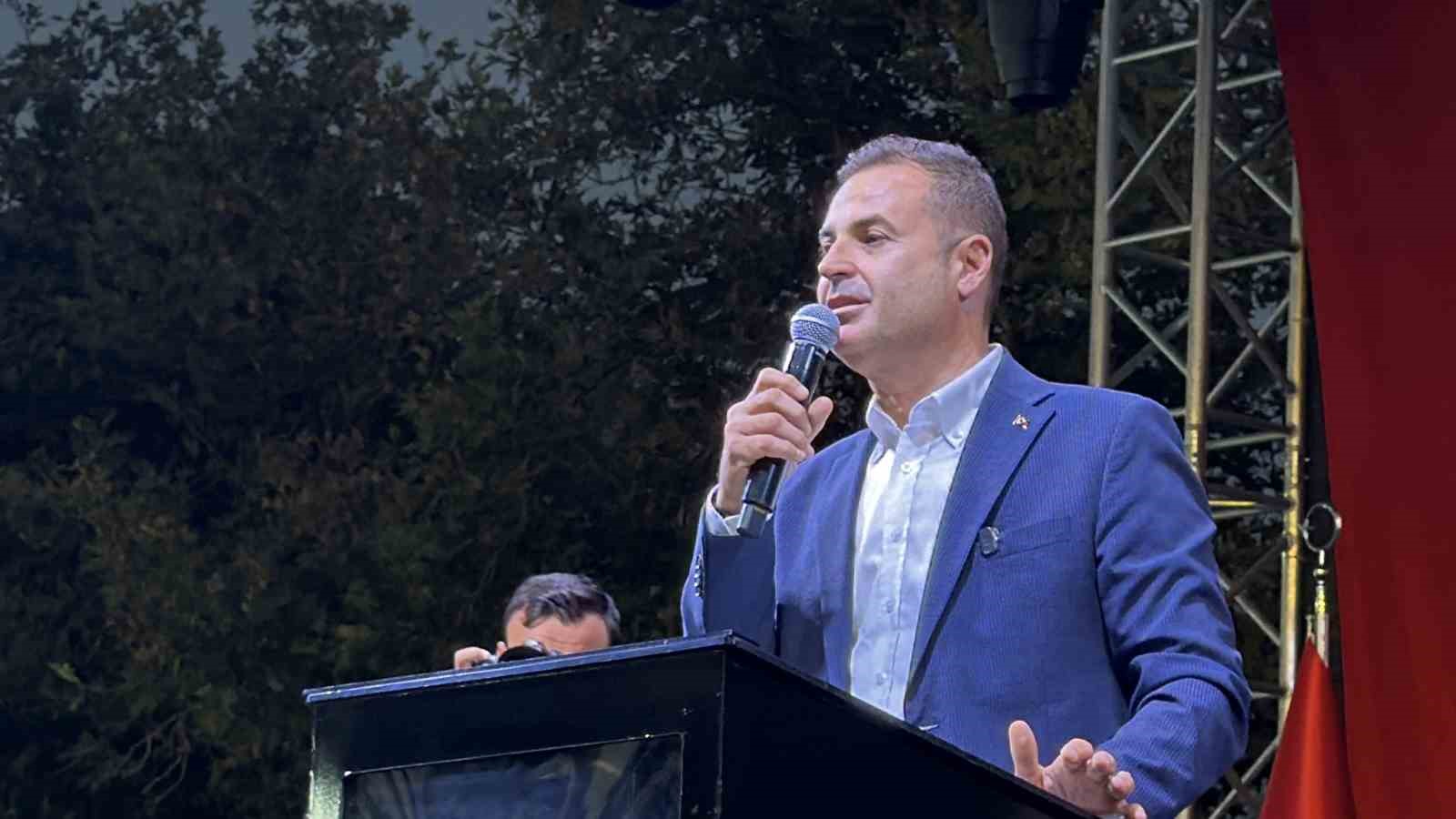 8. Edremit Kitap Fuarı Kitapseverlere kapılarını açtı