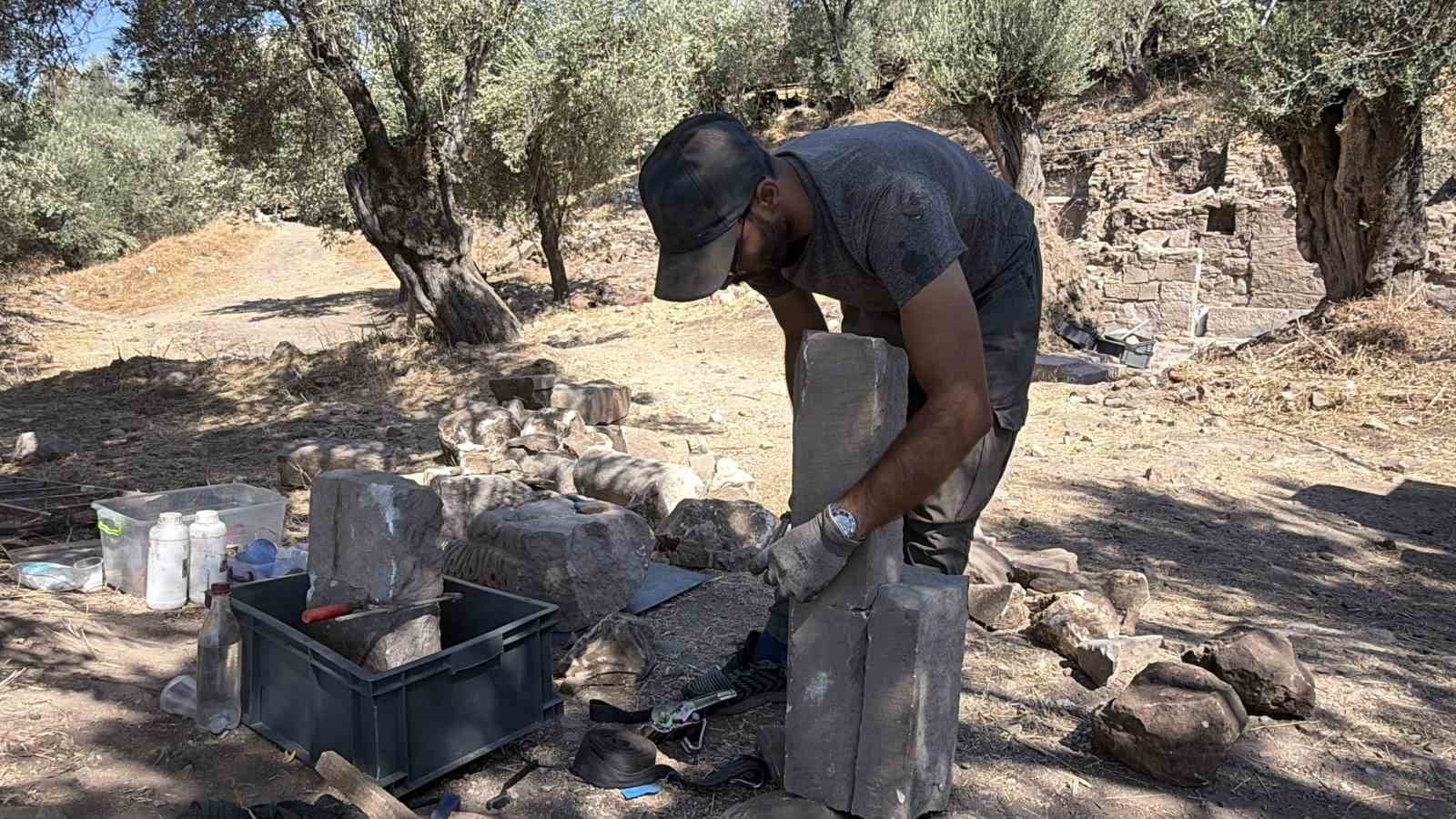 Antandros Antik Kenti’nde bin 600 yıllık kilise gün yüzüne çıkarılıyor
