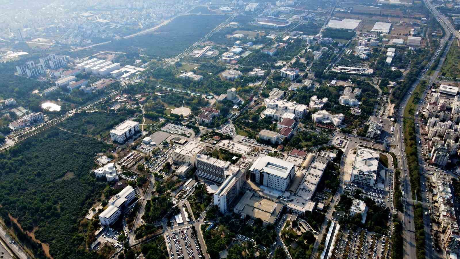 Akdeniz Üniversitesi Çevre Hizmet Ödülleri 28’inci kez sahiplerini buldu