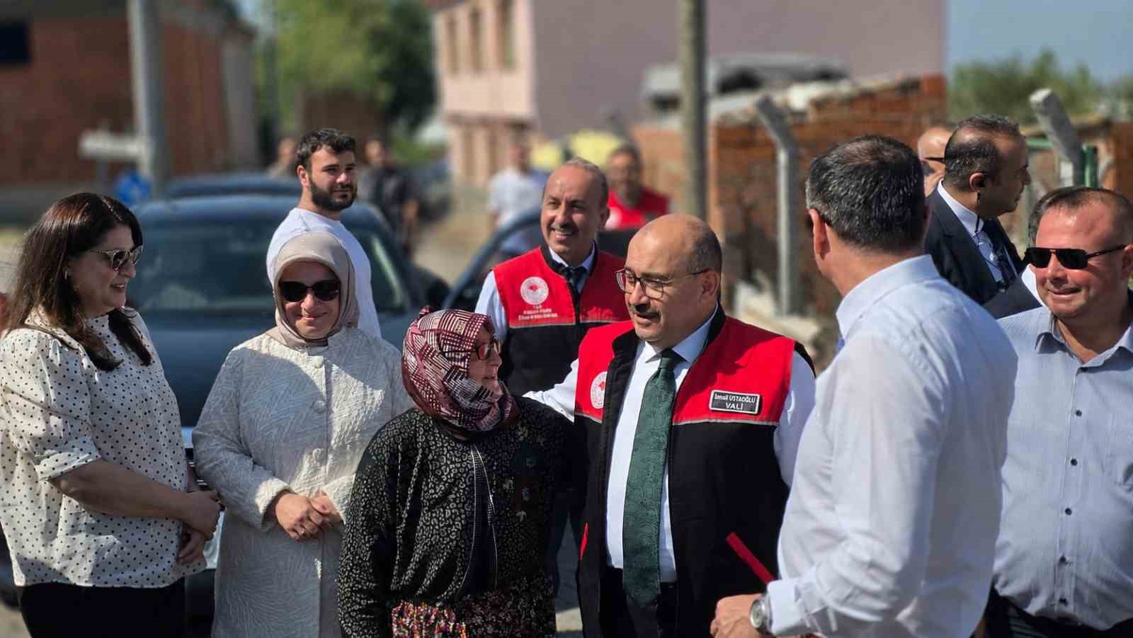Balıkesir’de ata tohumuyla yetiştirilen beyaz kavunun hasadı başladı