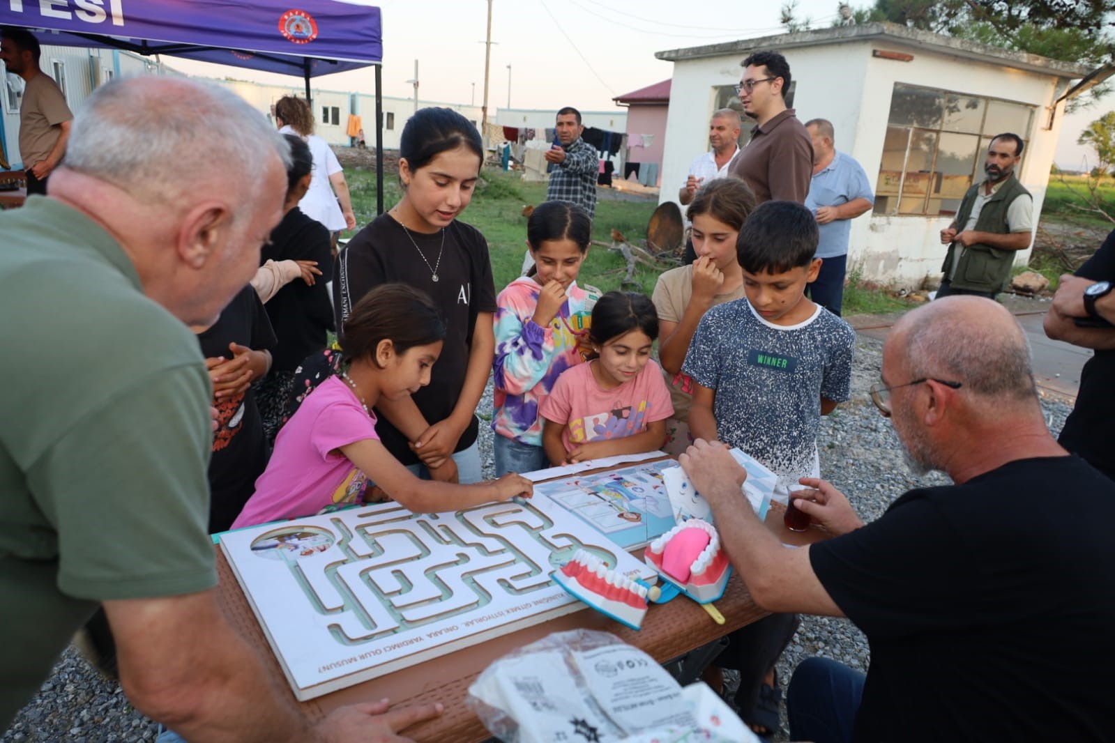 Bafra’da sağlık hizmeti tarlaya kadar ulaştı: Mevsimlik işçilere kapsamlı destek