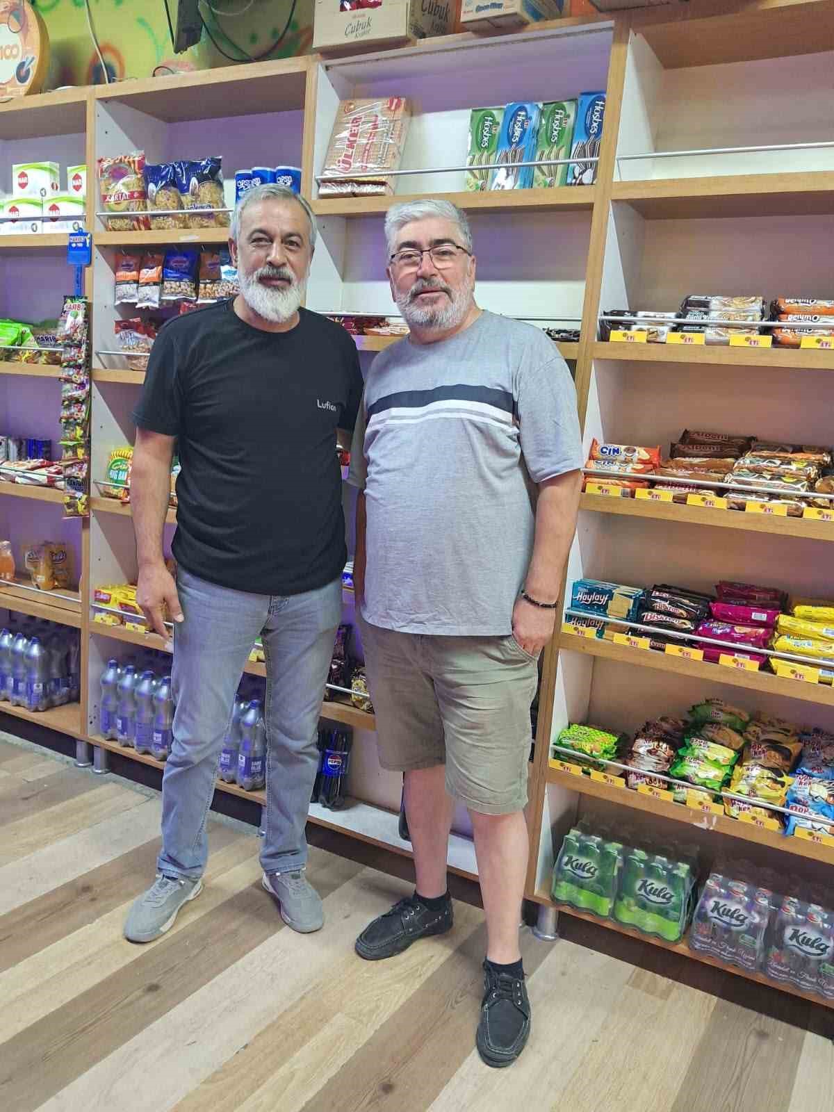 AK Parti Denizli esnafın yanında
