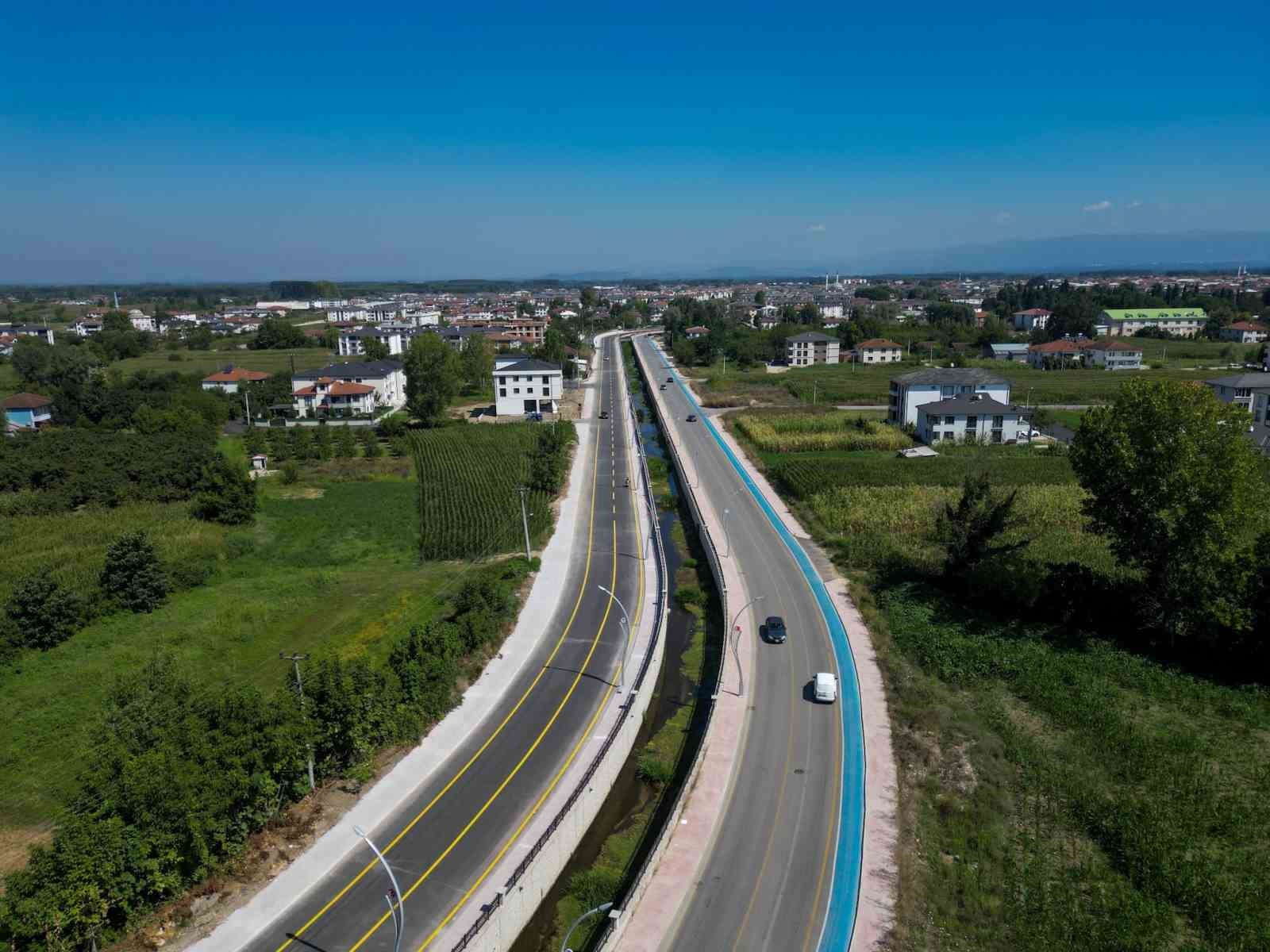 Akyazı trafiğini rahatlatacak projede ikinci etap bitti