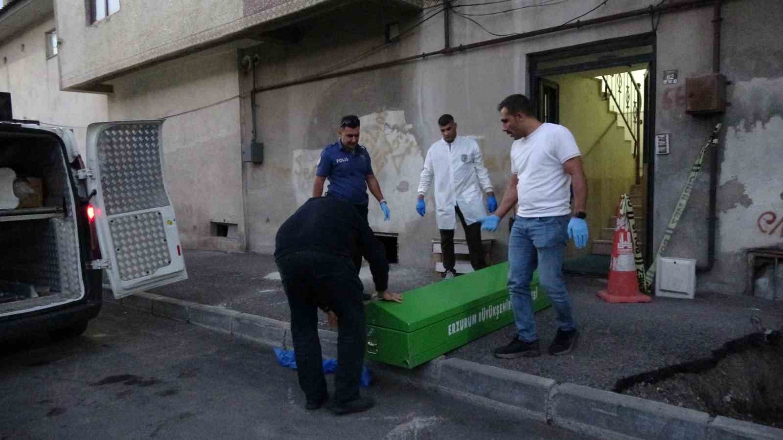 Erzurum’da bıçaklı kavga: 1 ölü, 1 yaralı