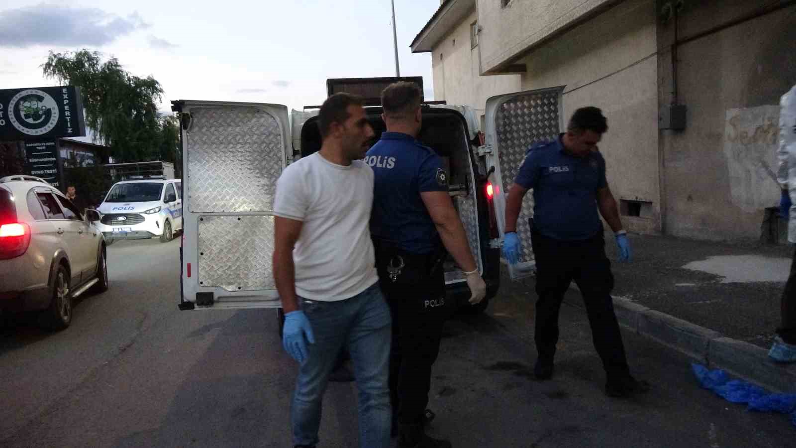 Erzurum’da bıçaklı kavga: 1 ölü, 1 yaralı