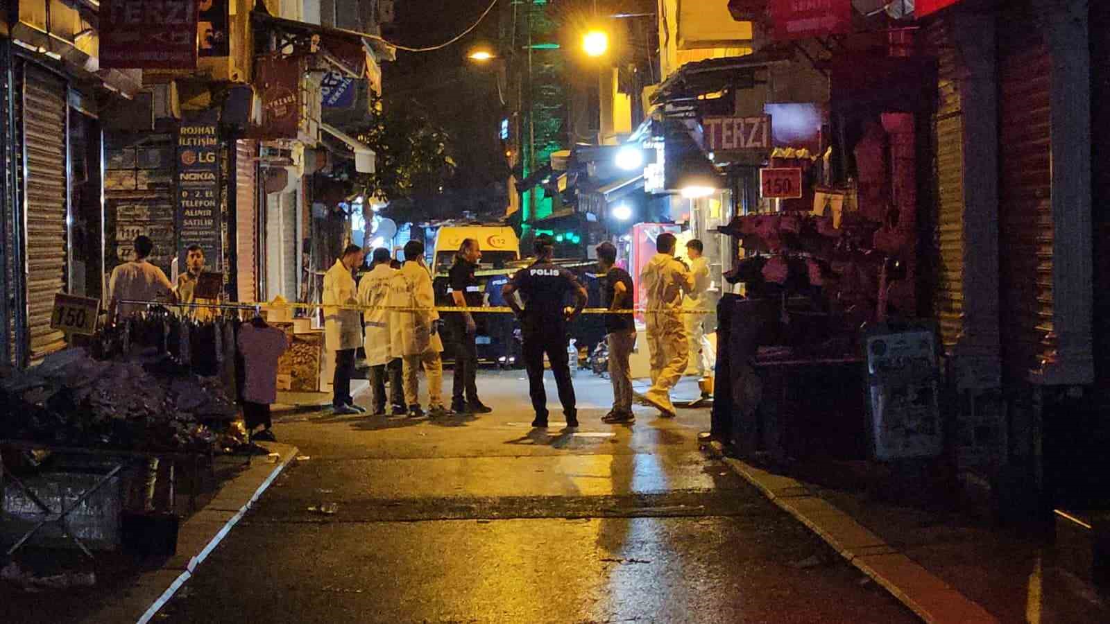 Fatih’te esnaf kavgasında silahlar konuştu: 1 ölü, 1 yaralı