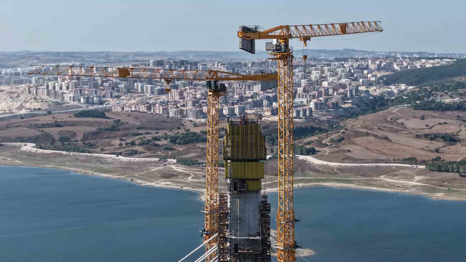 Kanal İstanbul’lun ilk köprüsünde 250 tonluk dev operasyon