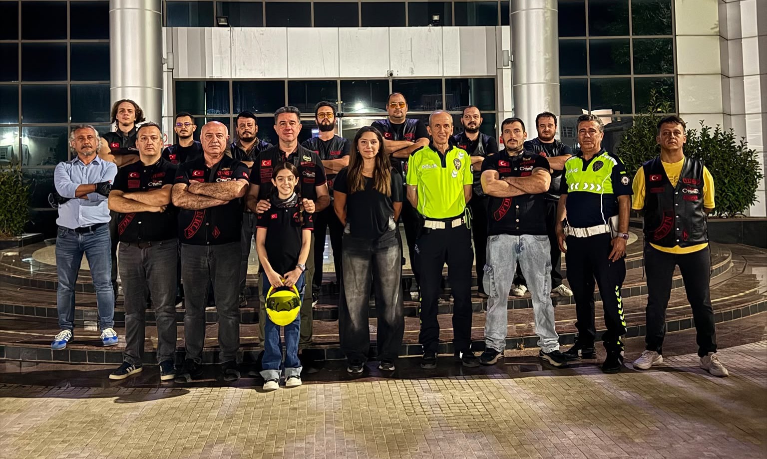 Aydın’da 200 motosiklet sürücüsüne "güvenli sürüş" eğitimi