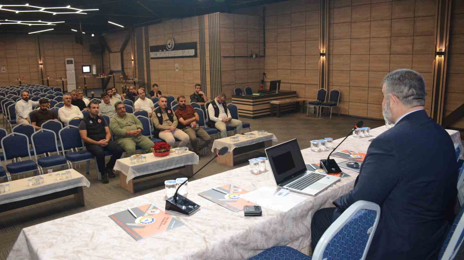 Tatvan’da bims sektörüne yönelik "Standartlar ve Kalite" semineri düzenlendi