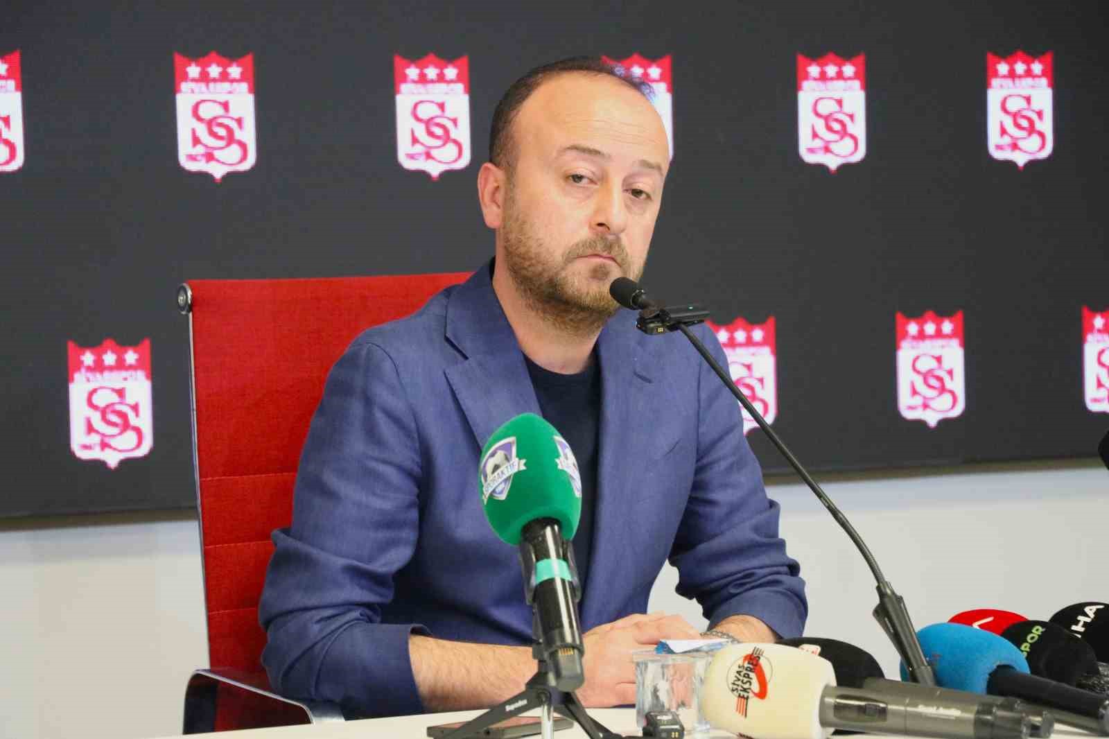 Burak Özçoban: "Bütçemize göre hareket ediyoruz"
