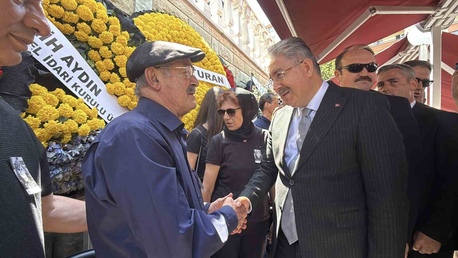 Güzin Büyükerşen son yolculuğuna uğurlandı