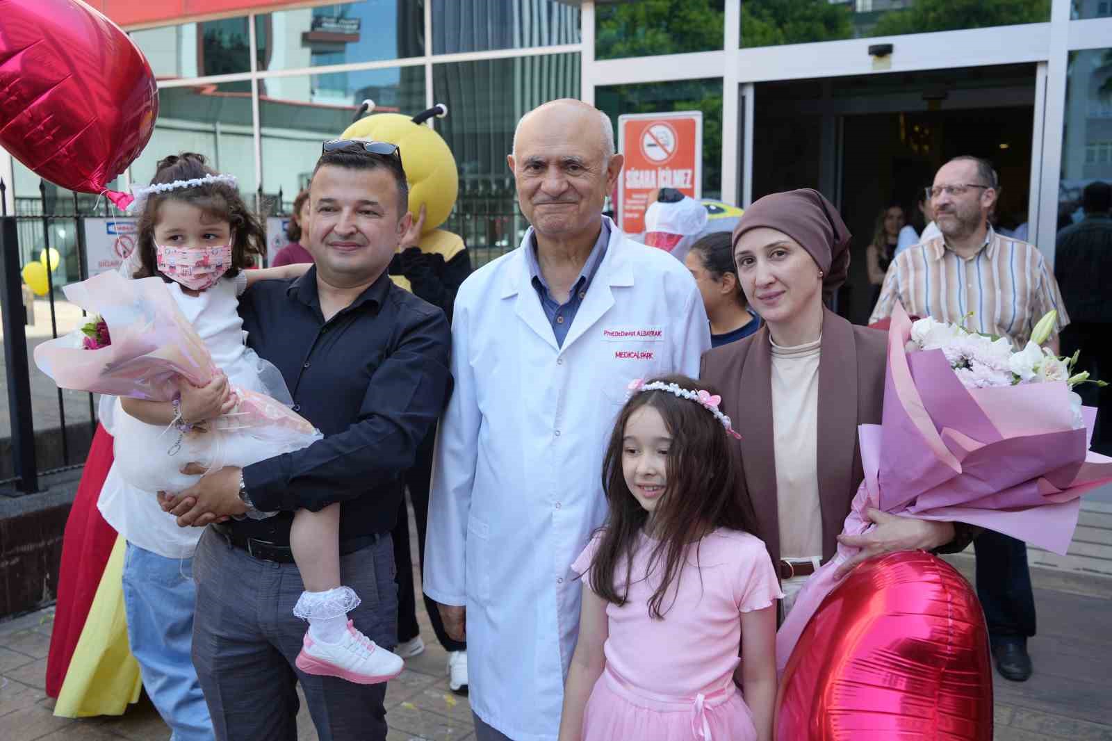 Minik Berra doğum gününde lösemiyi yendi, hastaneden bando ile uğurlandı
